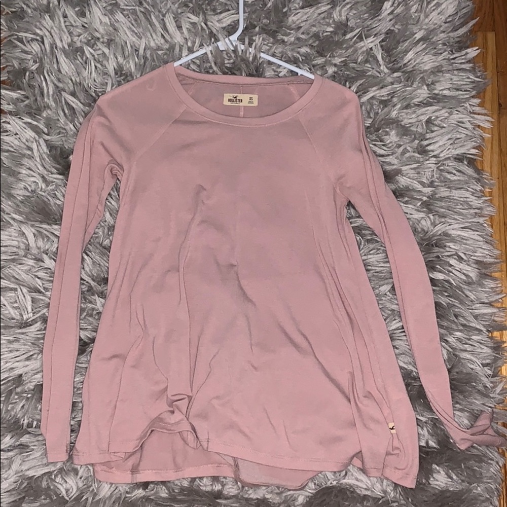 Light pink Hollister shirt